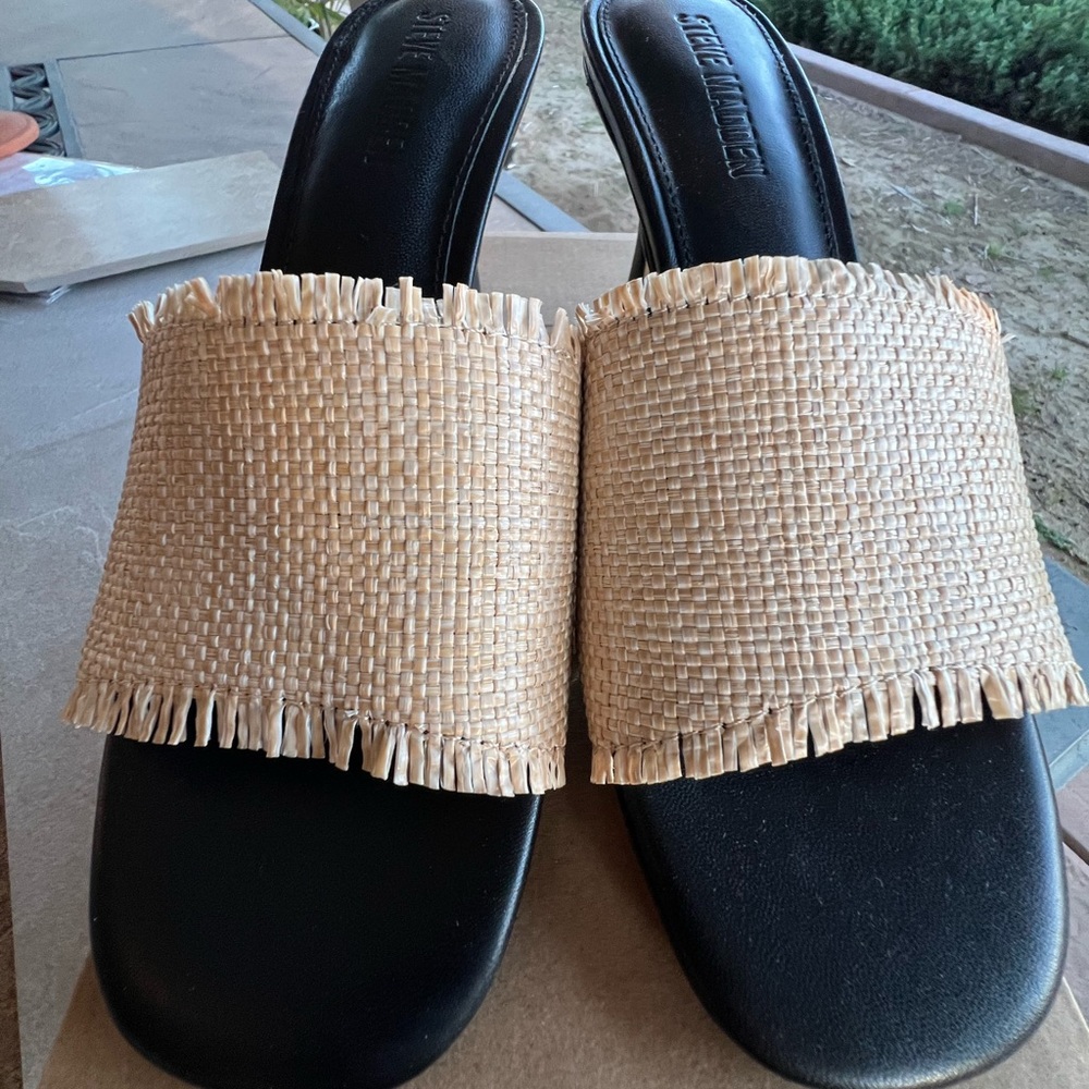 Steve Madden Black and Tan Woven Sandals